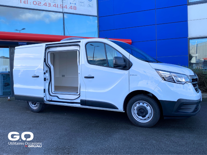 Renault trafic frigorifique occasion gruau (3)